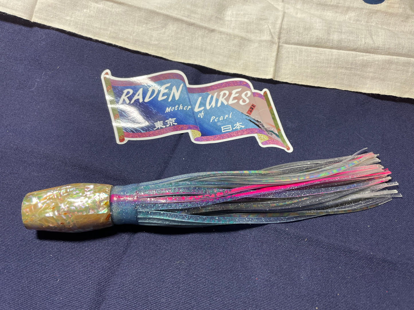 Japanese Raden Lure. Big Game Lure,Tuna ,10.5 " scoop mother of pearl.