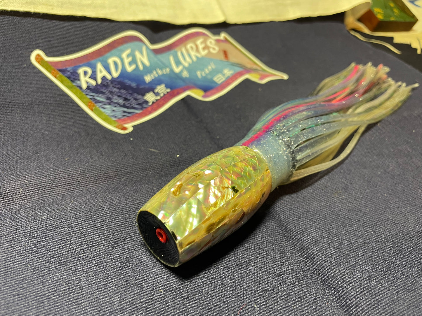 Japanese Raden Lure. Big Game Lure,Tuna ,10.5 " scoop mother of pearl.