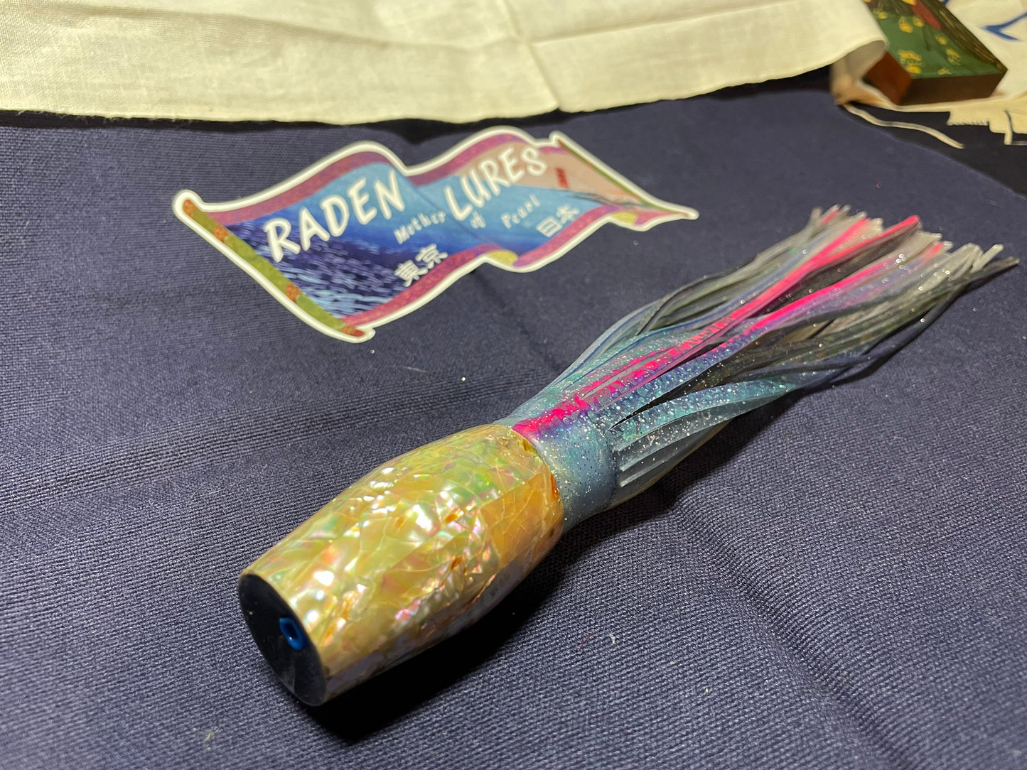 Japanese Raden Lure. Big Game Lure,Tuna ,10.5 " scoop mother of pearl.