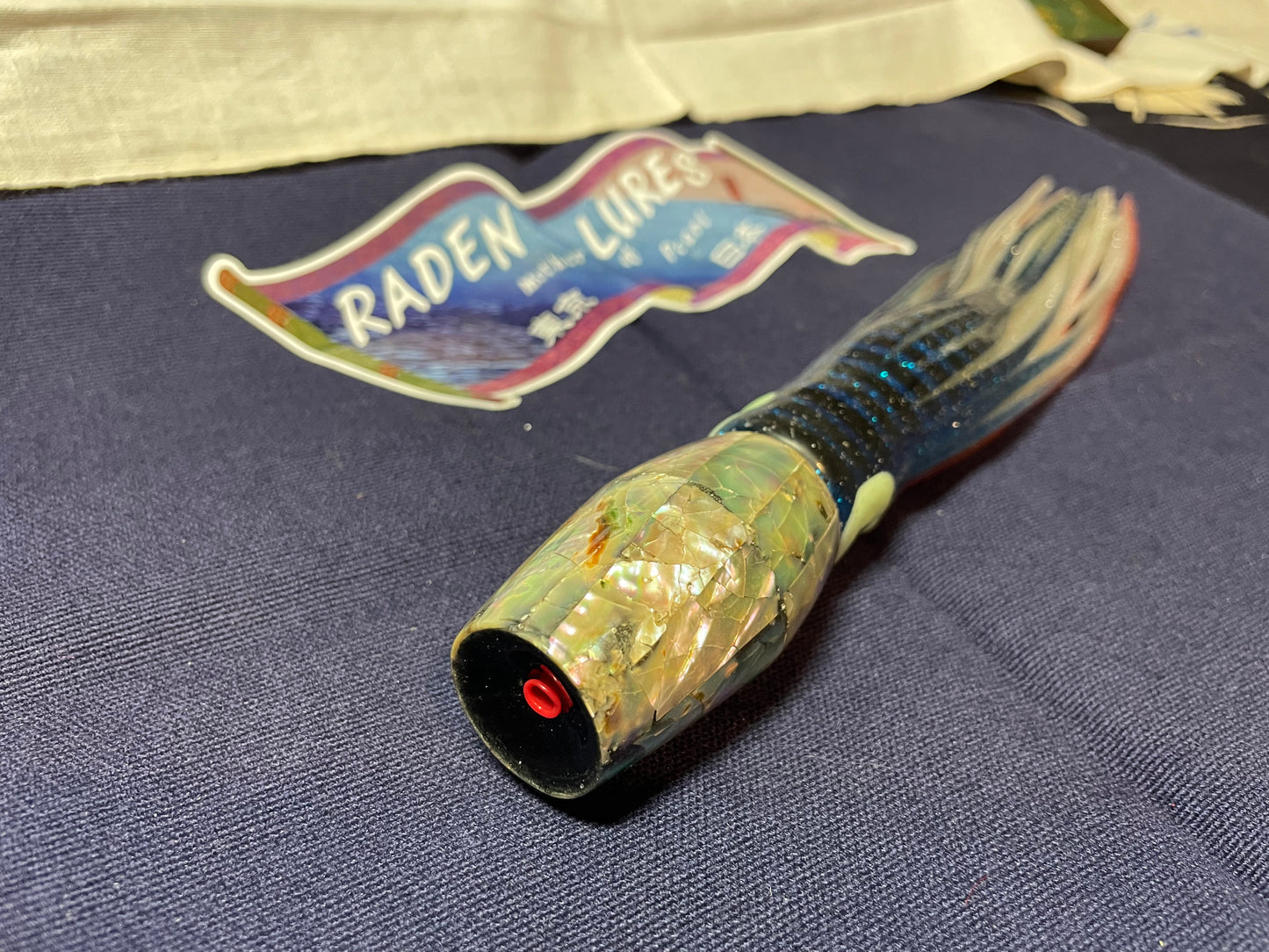 Japanese Raden Lure. Big Game Lure,Tuna ,10.5 " scoop mother of pearl.